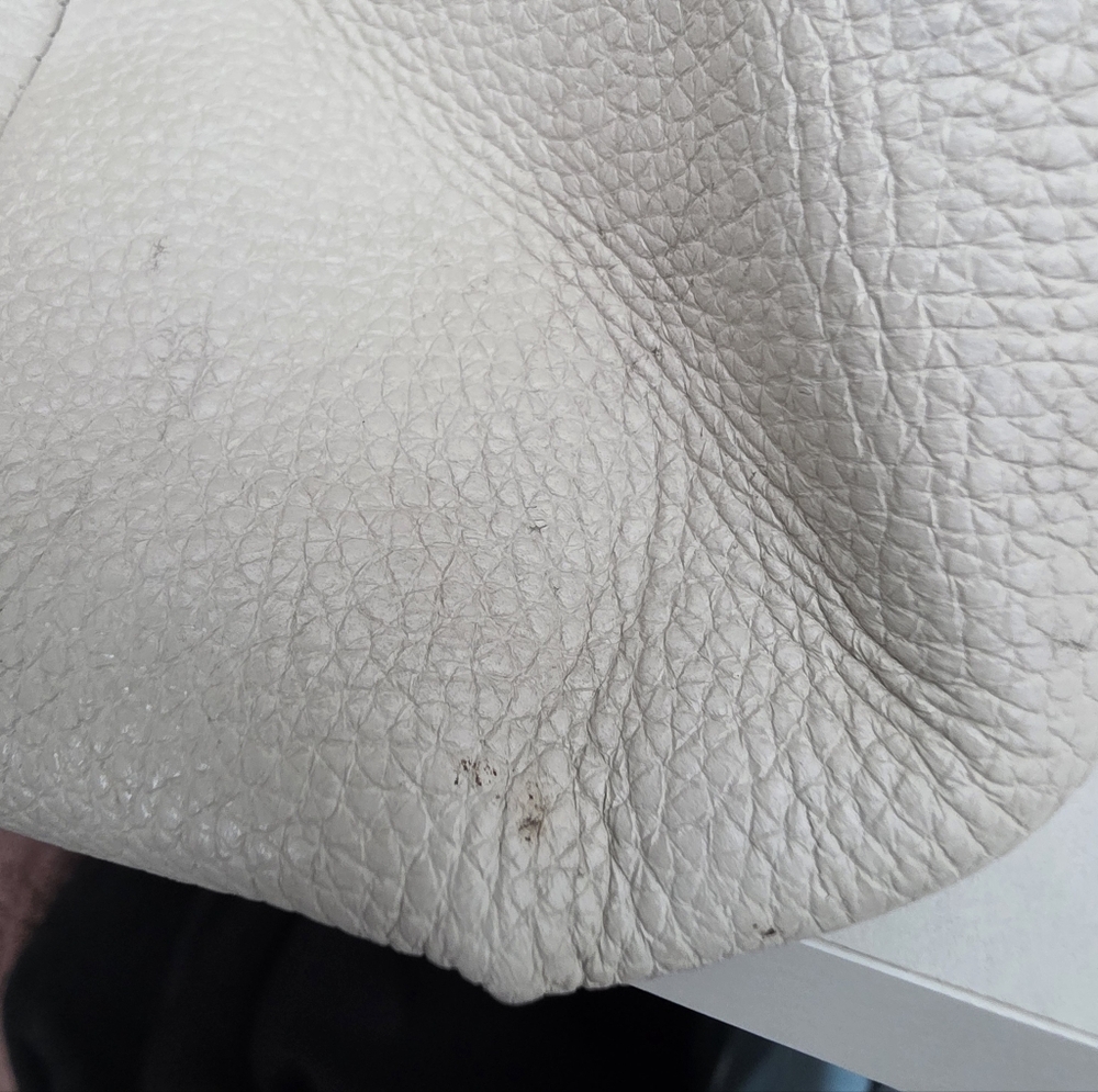 Michael Kors East West Hobo Bag - Picture 9 of 10